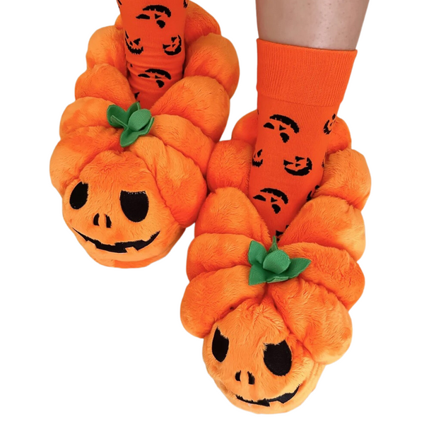 PLUSH PUMPKIN BEDROOM SHOES