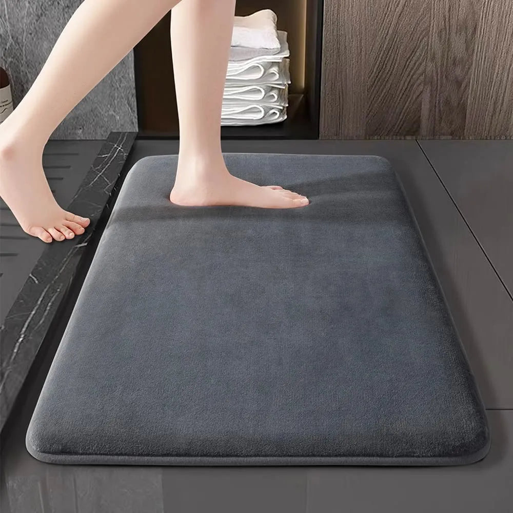 Absorbent Water-Resistant Floor Mat